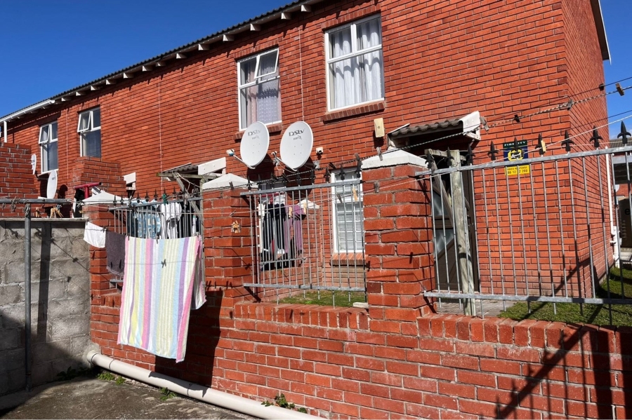 2 Bedroom Property for Sale in Walmer Link Eastern Cape
